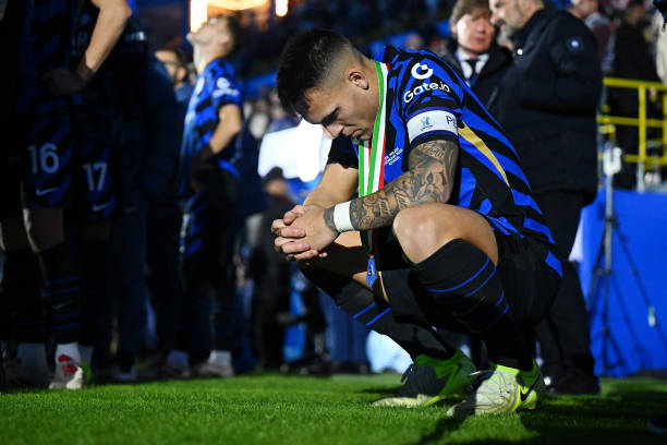 他的表现却 他的表现却