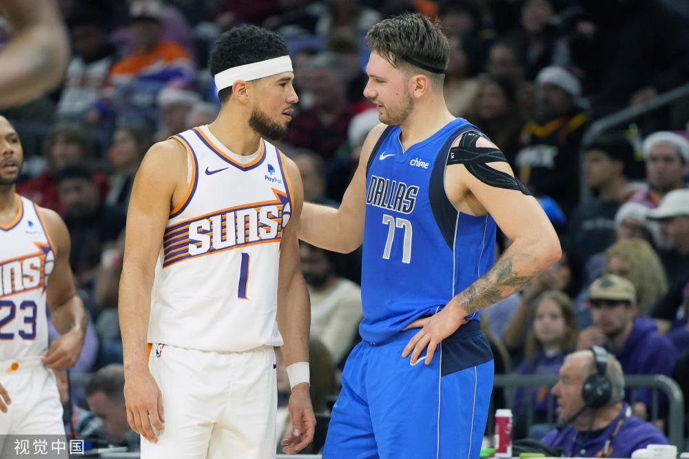 球就被稳稳 球就被稳稳